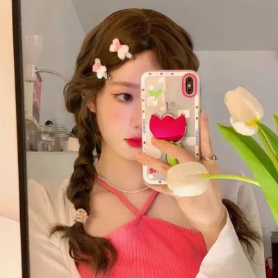 山里红海报